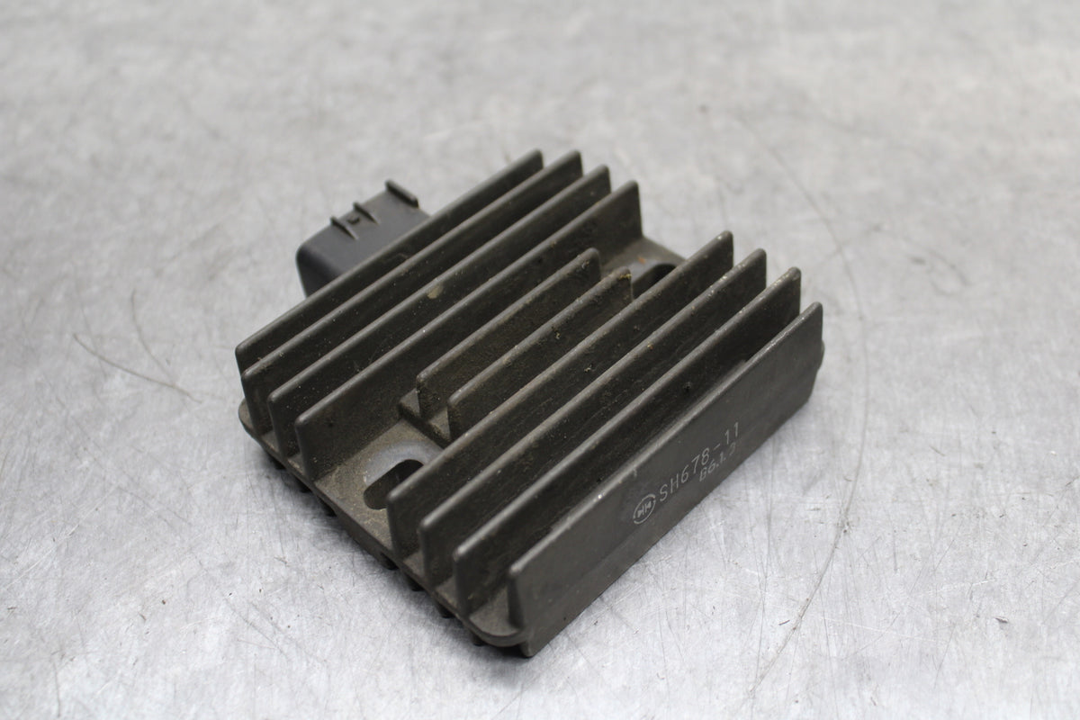 06-07 YAMAHA V STAR 1100 RECTIFIER VOLTAGE REGULATOR BB124