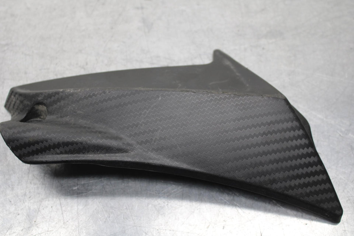 2011 Suzuki GSXR600 RIGHT FRAME SIDE COVER COWL PANEL TRIM BB94