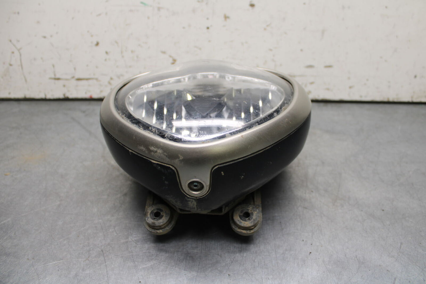 16-17 KAWASAKI VULCAN S 650 EN650 ABS FRONT HEAD LIGHT HEADLIGHT LAMP BB731