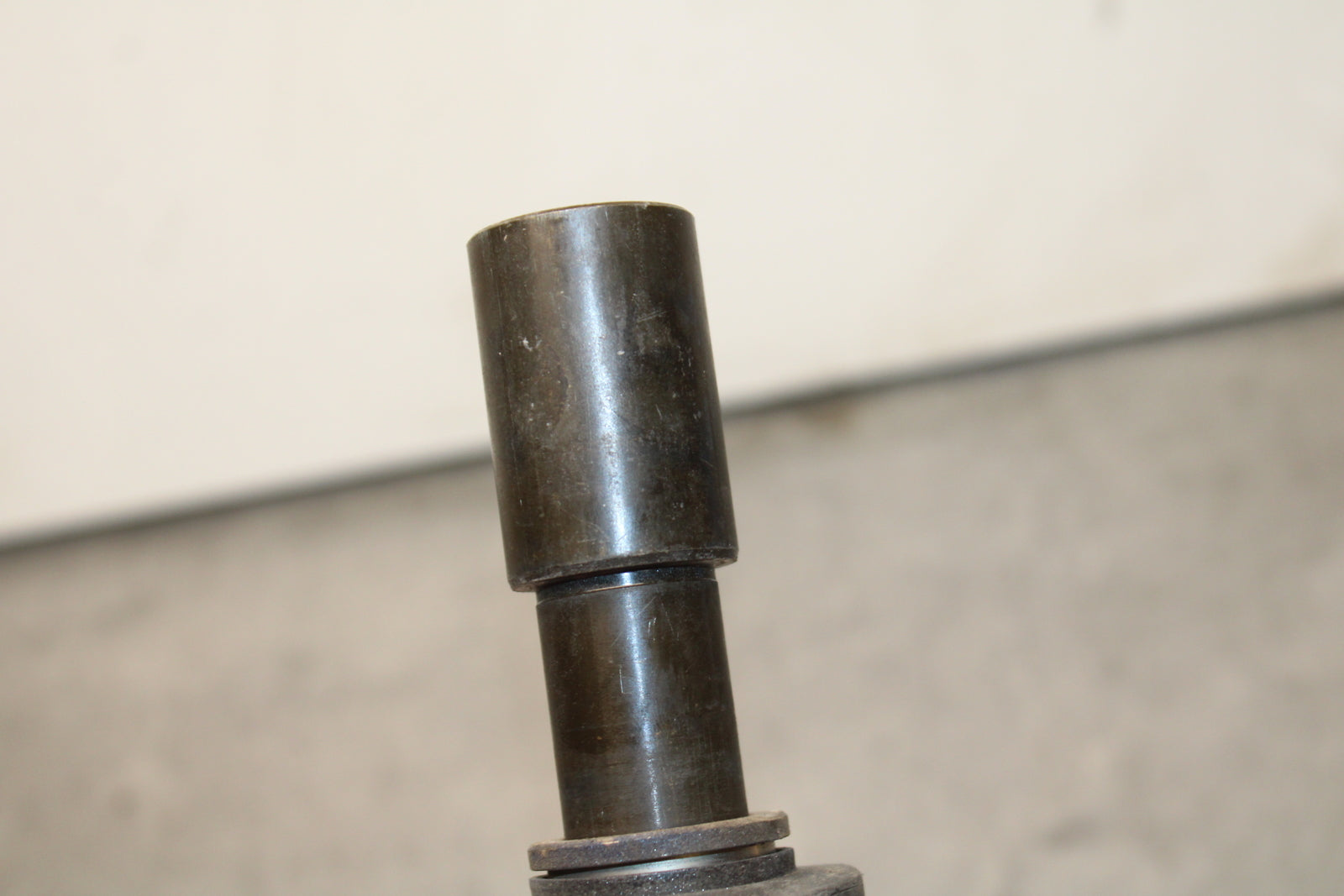 13-18 KAWASAKI NINJA ZX6R FRONT WHEEL RIM AXLE PIVOT BOLT BB118