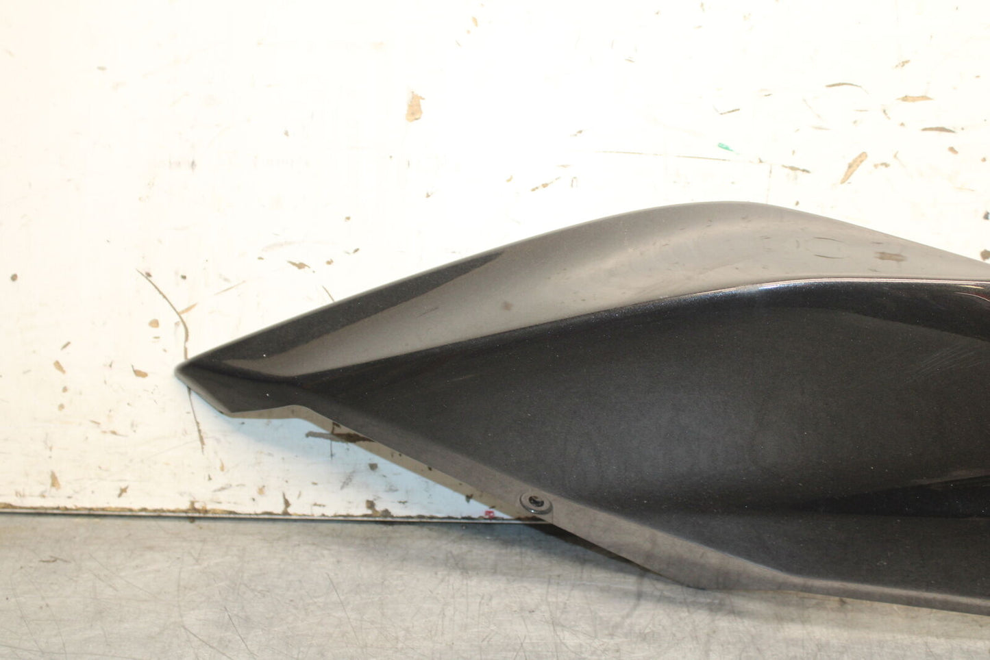 18-23 KAWASAKI NINJA 400 EX400 ABS LEFT REAR BACK TAIL FAIRING COWL SHROUD BB747