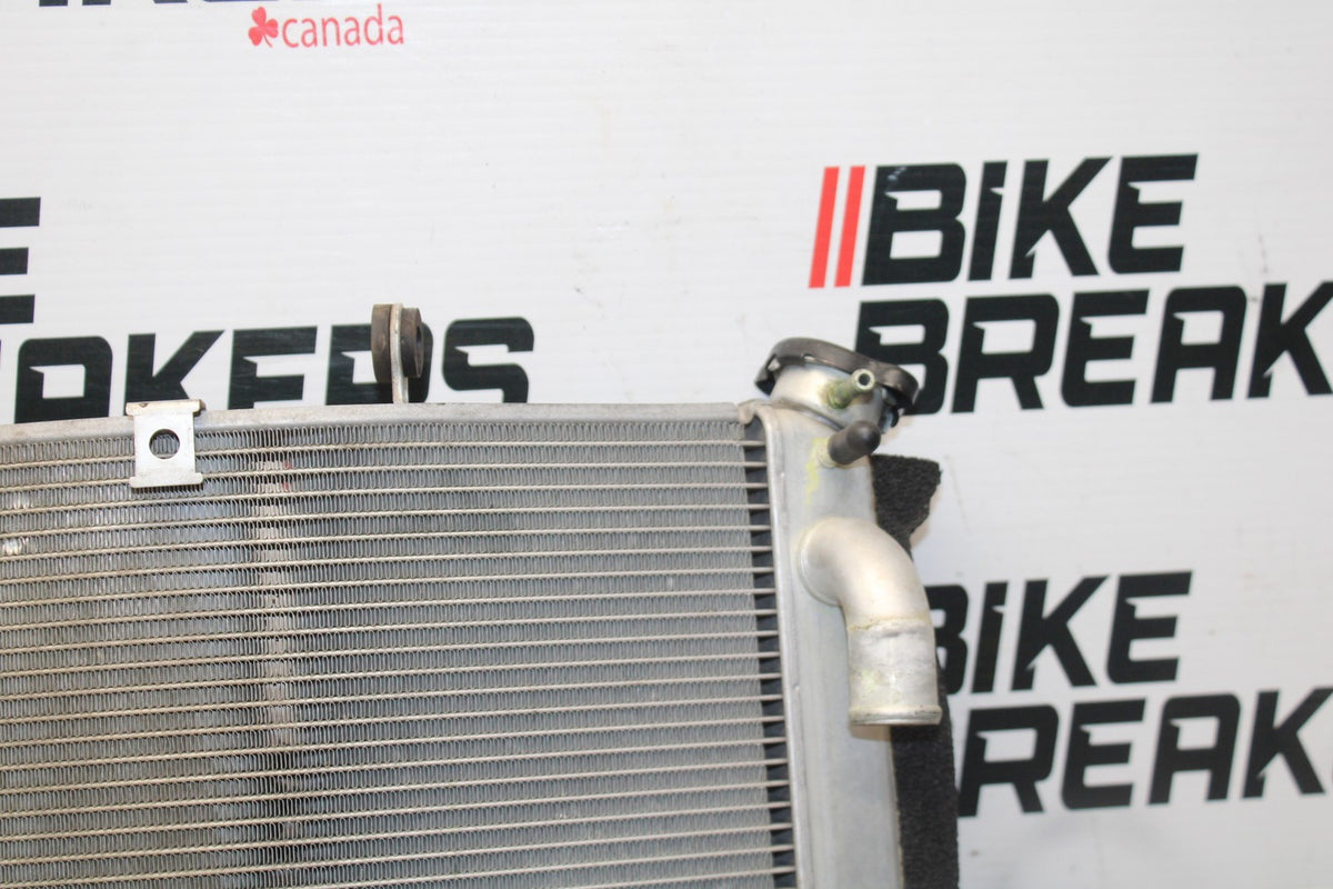 08 KAWASAKI NINJA ZX10R ENGINE RADIATOR MOTOR COOLER COOLING RADIATER BB902