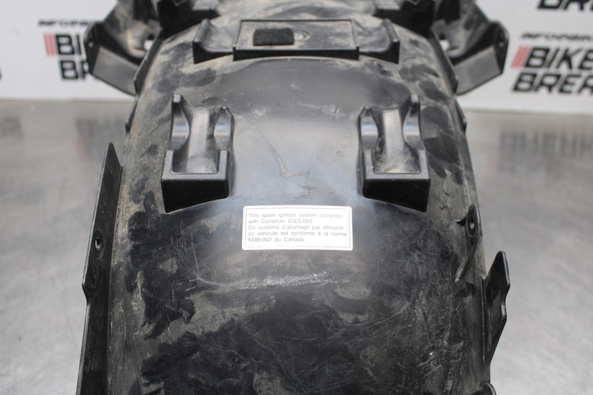 14 HONDA CTX1300A REAR BACK WHEEL FENDER MUD GUARD BB732