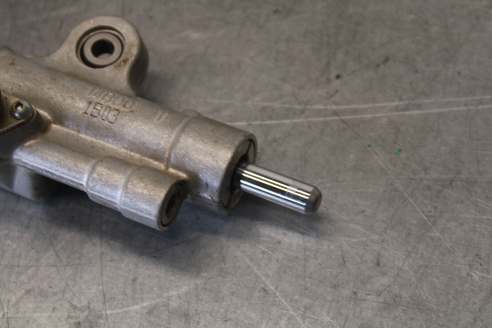 09-14 YAMAHA YZF R1 STEERING DAMPER STABILIZER 14B-23490-00-00 BB696