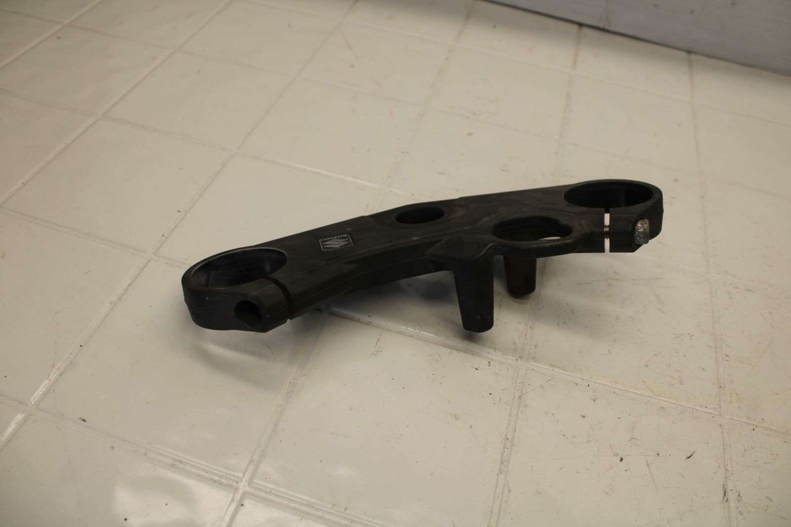 08-10 SUZUKI GSXR750 FORKS UPPER TRIPLE TREE CLAMP BB396