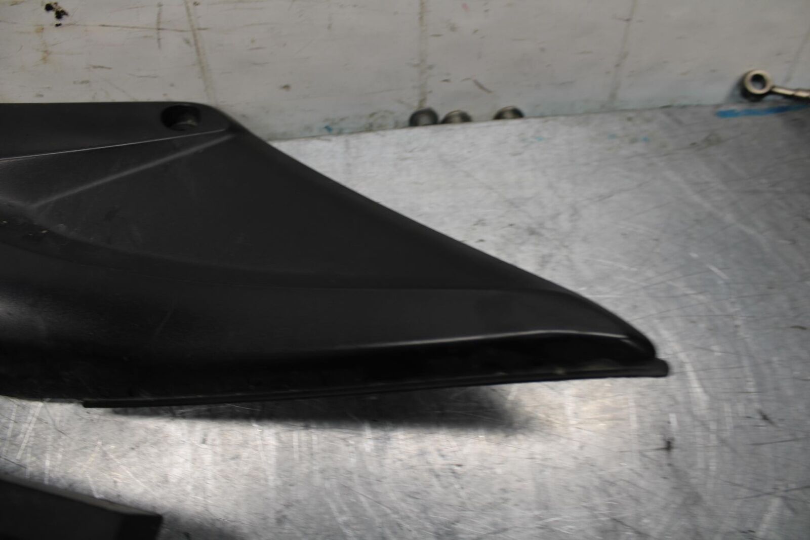 05-06 HONDA CBR600RR RIGHT LEFT GAS FUEL TANK PANELS COVERS TRIM  BB444