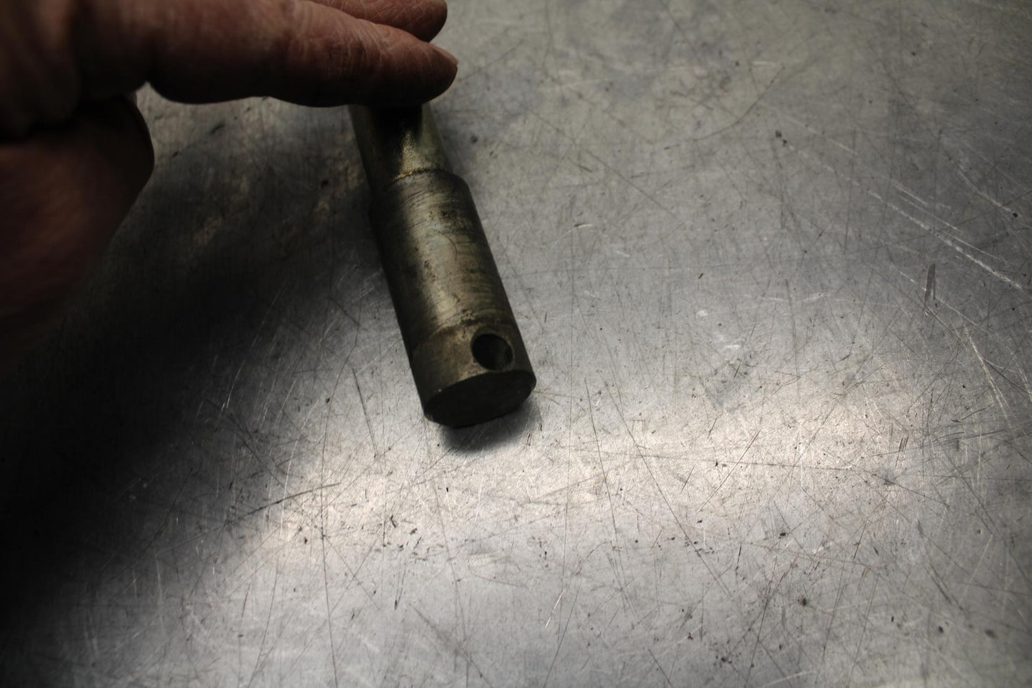 1996 Kawasaki Vulcan 800 VN800B Classic FRONT WHEEL RIM AXLE PIVOT BOLT BB93