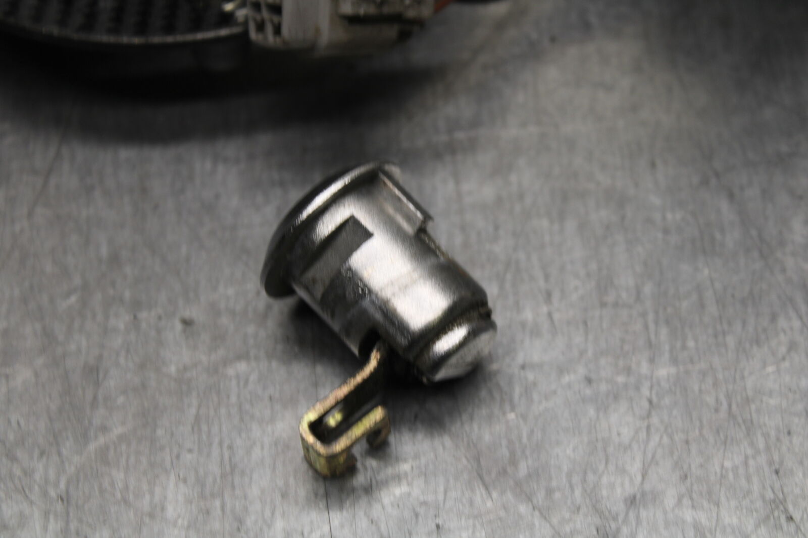 06-07 SUZUKI GSXR 600 IGNITION LOCK KEY SET W/ GAS CAP AND SEAT LOCK BB737