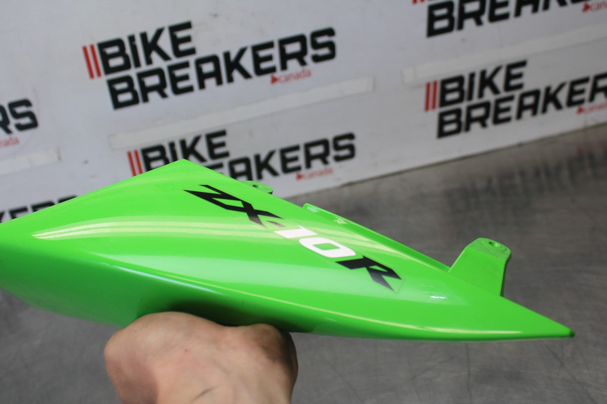 08 KAWASAKI NINJA ZX10R LEFT REAR BACK TAIL FAIRING COWL SHROUD BB902