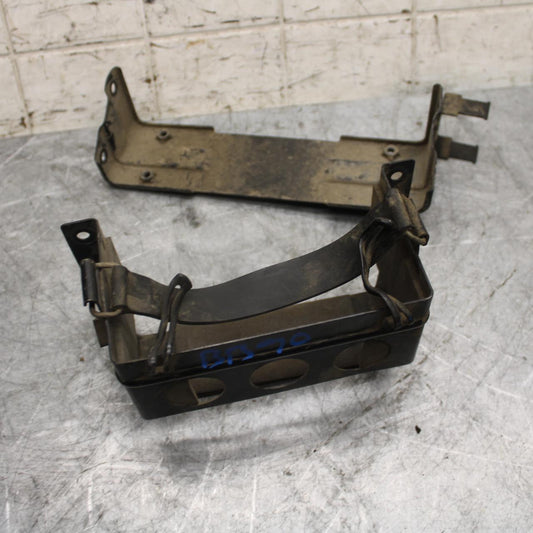 1993 Suzuki GSXR1100W BATTERY BOX TRAY STRAP BB46