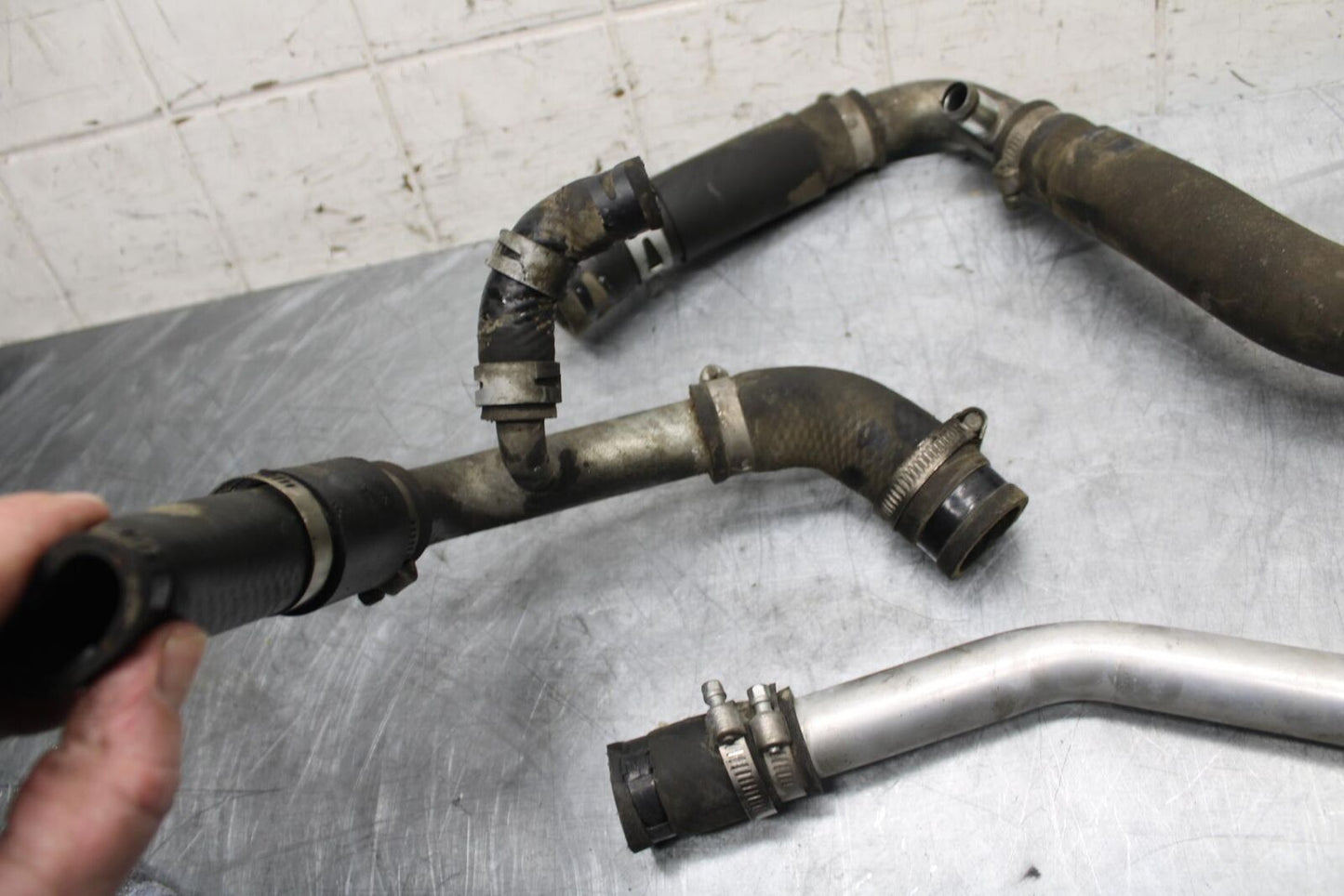07 YAMAHA YZF R6 RADIATOR HOSES ENGINE COOLANT WATER PIPES HOSE BB495