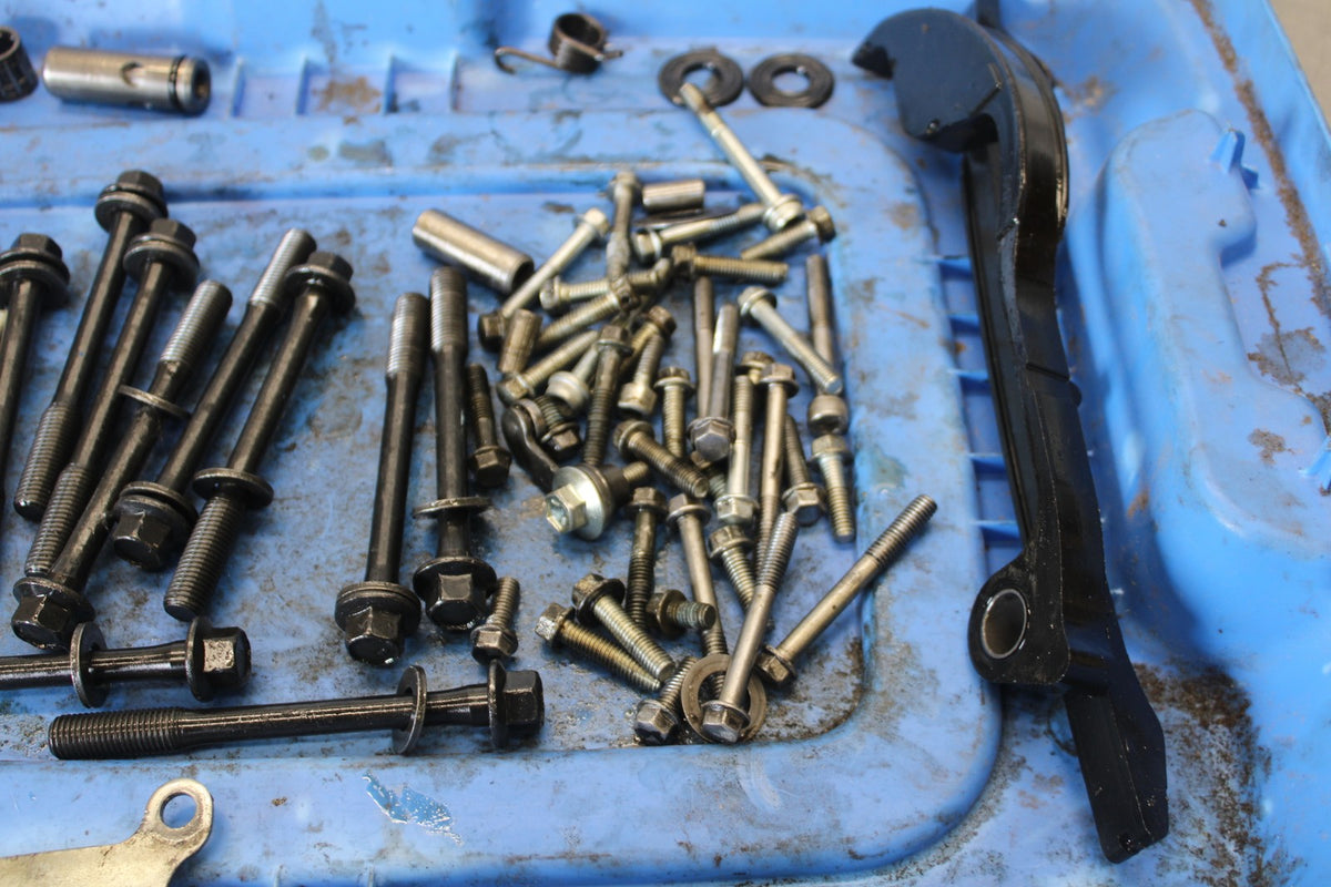 11-24 SUZUKI GSXR750 ENGINE MOUNTING BOLTS HARDWARE MOTOR SCREWS BB879