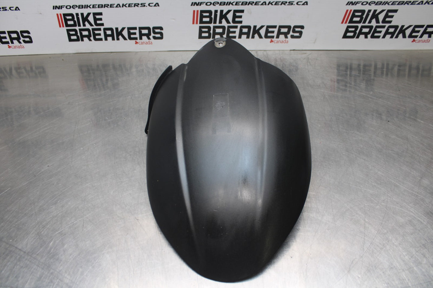 08 KAWASAKI NINJA ZX10R REAR BACK WHEEL TIRE HUGGER FENDER BB201