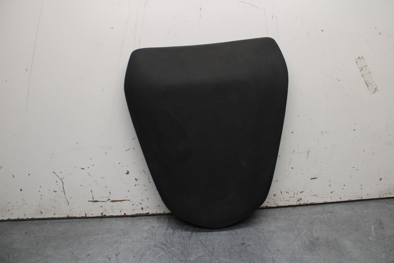 12-17 KAWASAKI ER-6N Z650 REAR BACK PASSENGER TANDEM SEAT PAD SADDLE  BB709