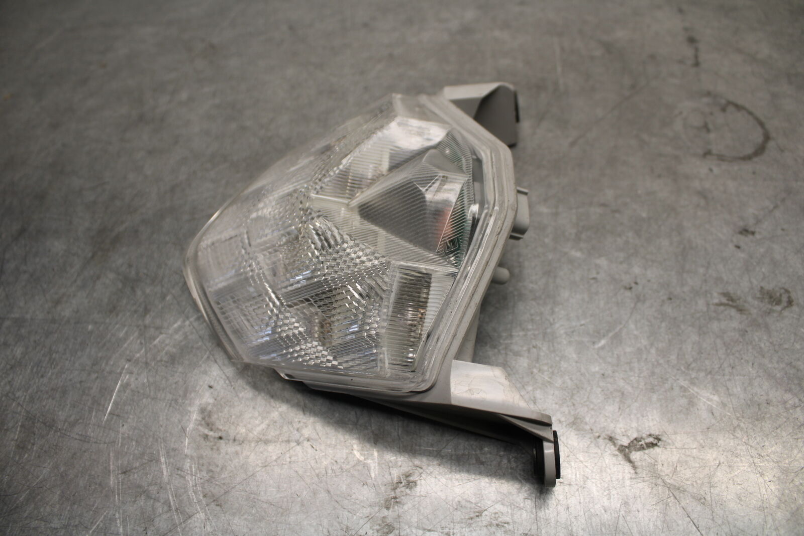 09-12 KAWASAKI NINJA ZX6R REAR TAIL TAILLIGHT BACK BRAKE LIGHT BB640