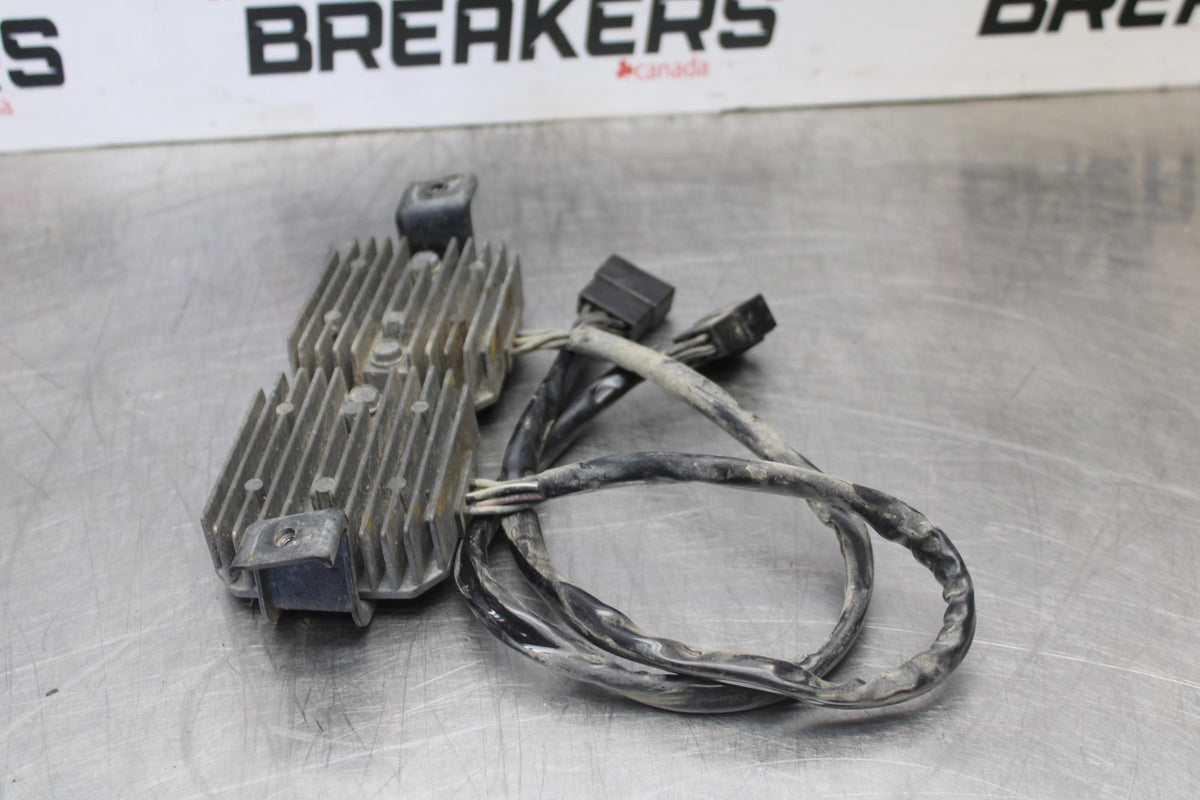 08 KAWASAKI VULCAN 1600 VN1600D NOMAD RECTIFIER VOLTAGE REGULATOR SET BB904
