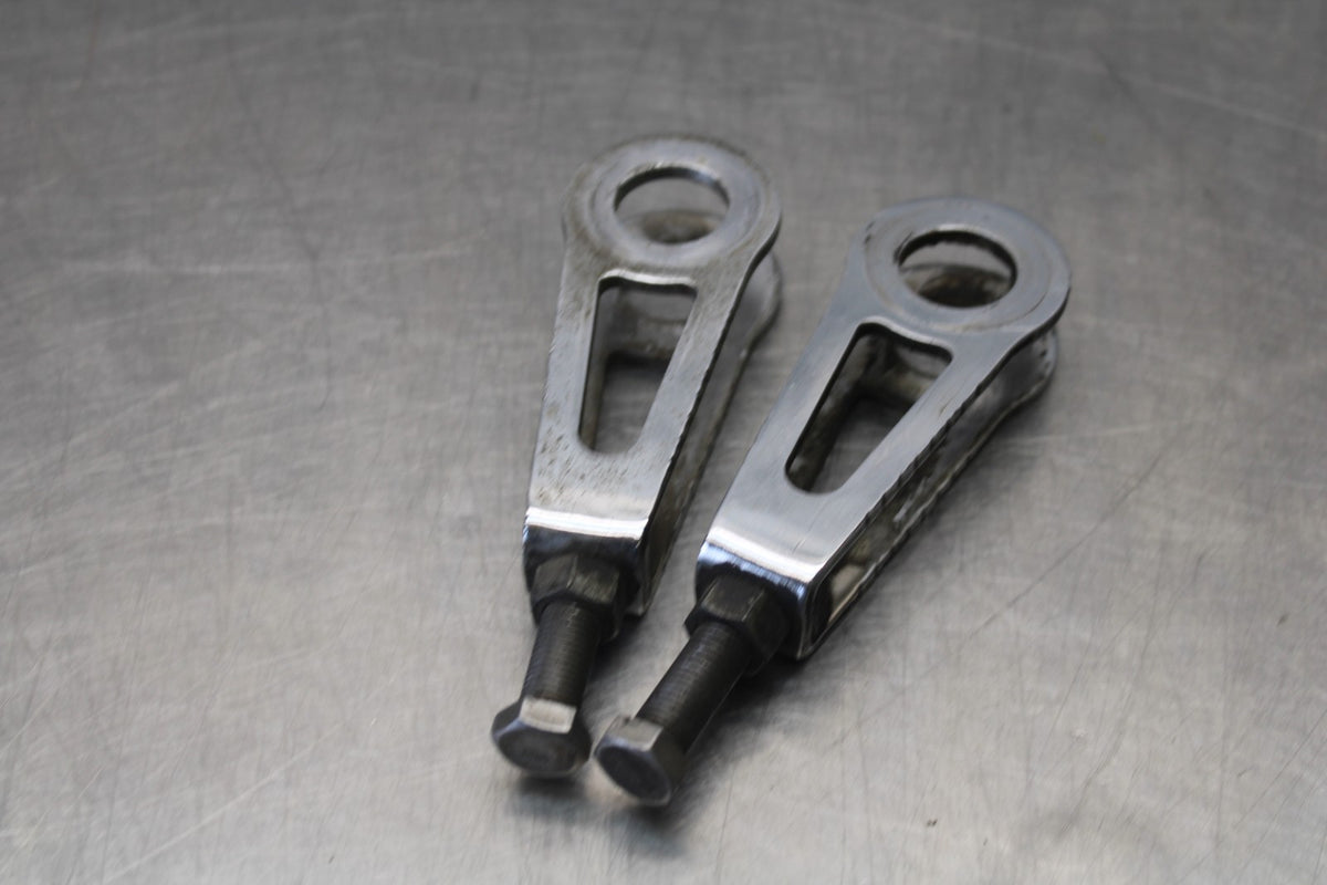 84 HONDA INTERCEPTOR 1000 VF1000F CHAIN TENSIONER ADJUSTMENT BRACKETS BB878
