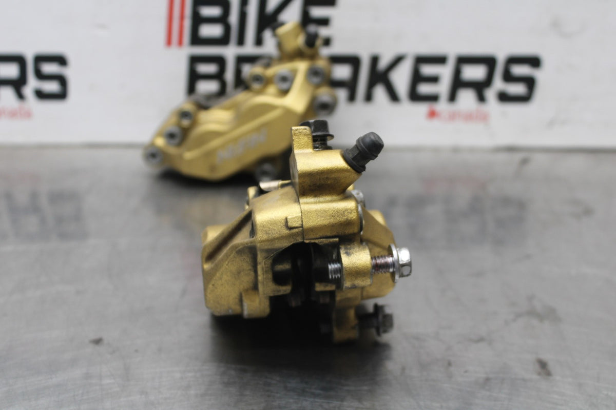 00-01 HONDA CBR929RR RIGHT LEFT FRONT BRAKE CALIPER SET PAIR CALIPERS BB925