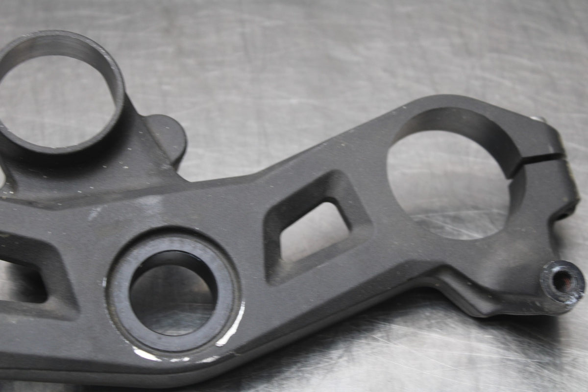 11-15 KAWASAKI NINJA ZX10R FORKS UPPER TRIPLE TREE CLAMP BB840