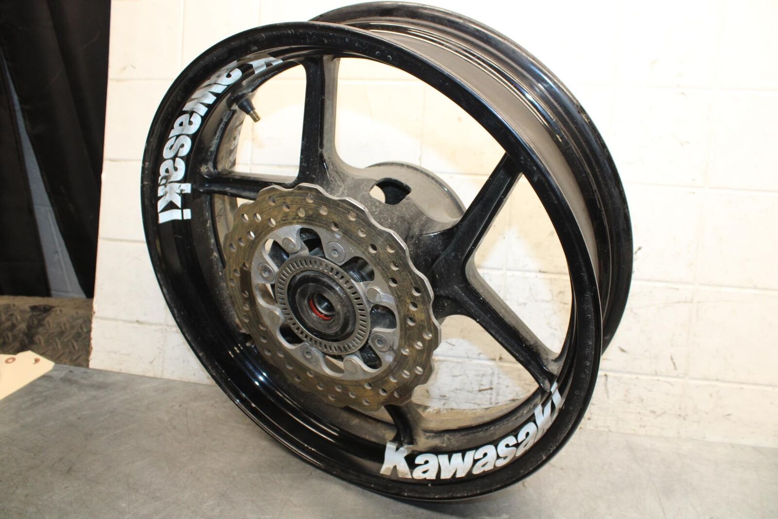 2014 Kawasaki Ninja 650 EX650E REAR WHEELAND ROTOR BACK BRAKE DISC BB569