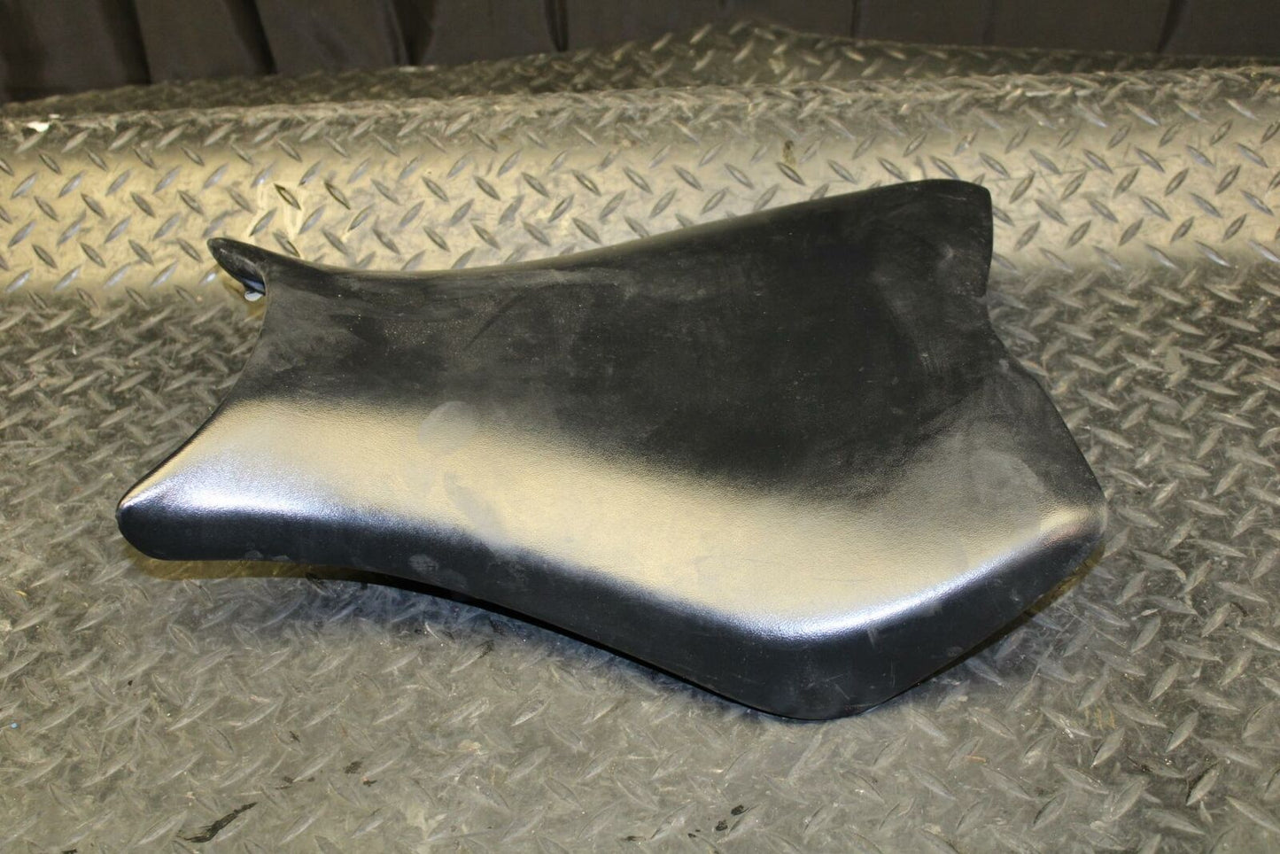 12-16 HONDA CBR1000RR FRONT DRIVERS SEAT PAD SADDLE PILLION BB176