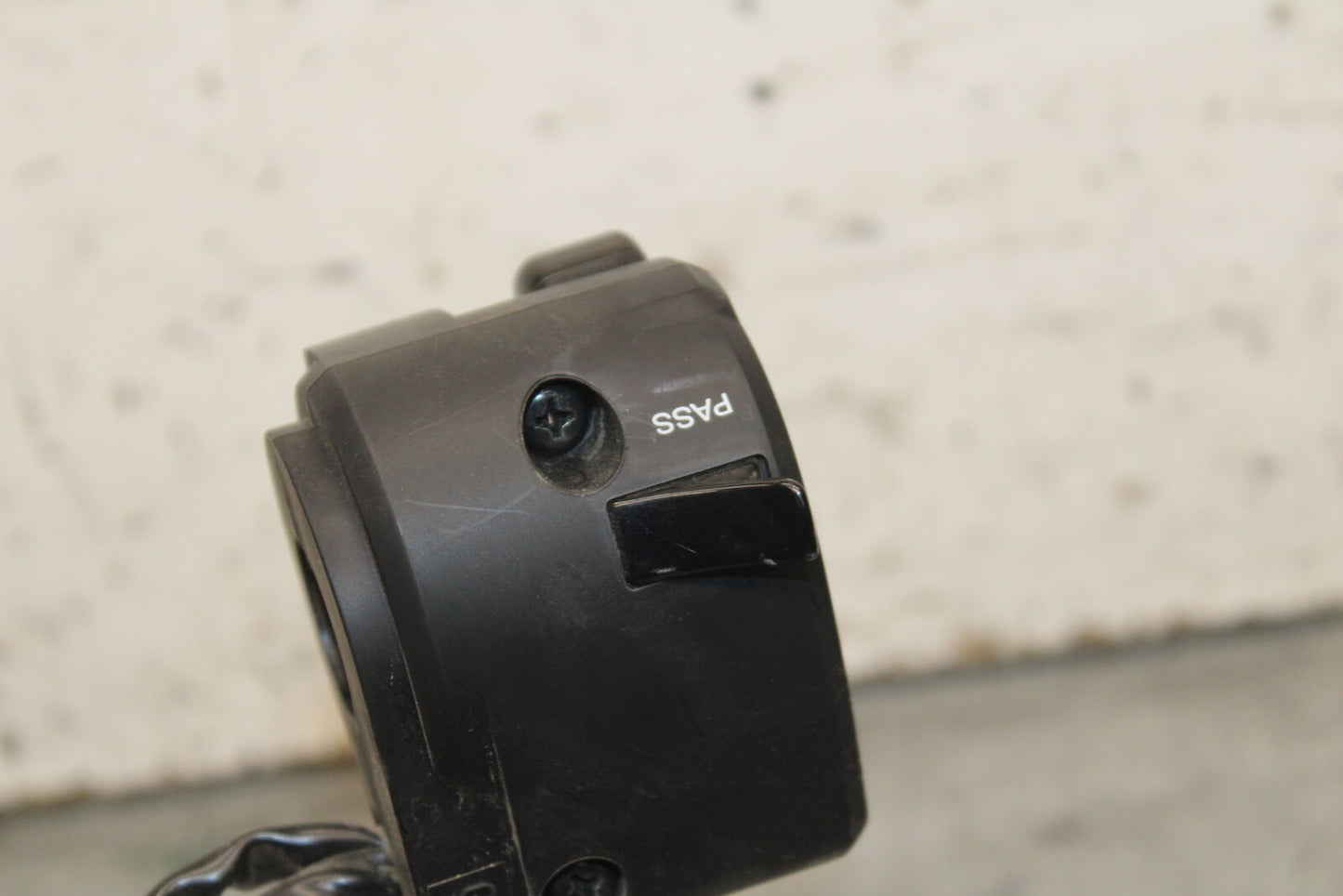 18-23 KAWASAKI NINJA 400 EX400 ABS LEFT CLIP ON HANDLE HORN SIGNALS SWITCH BB747