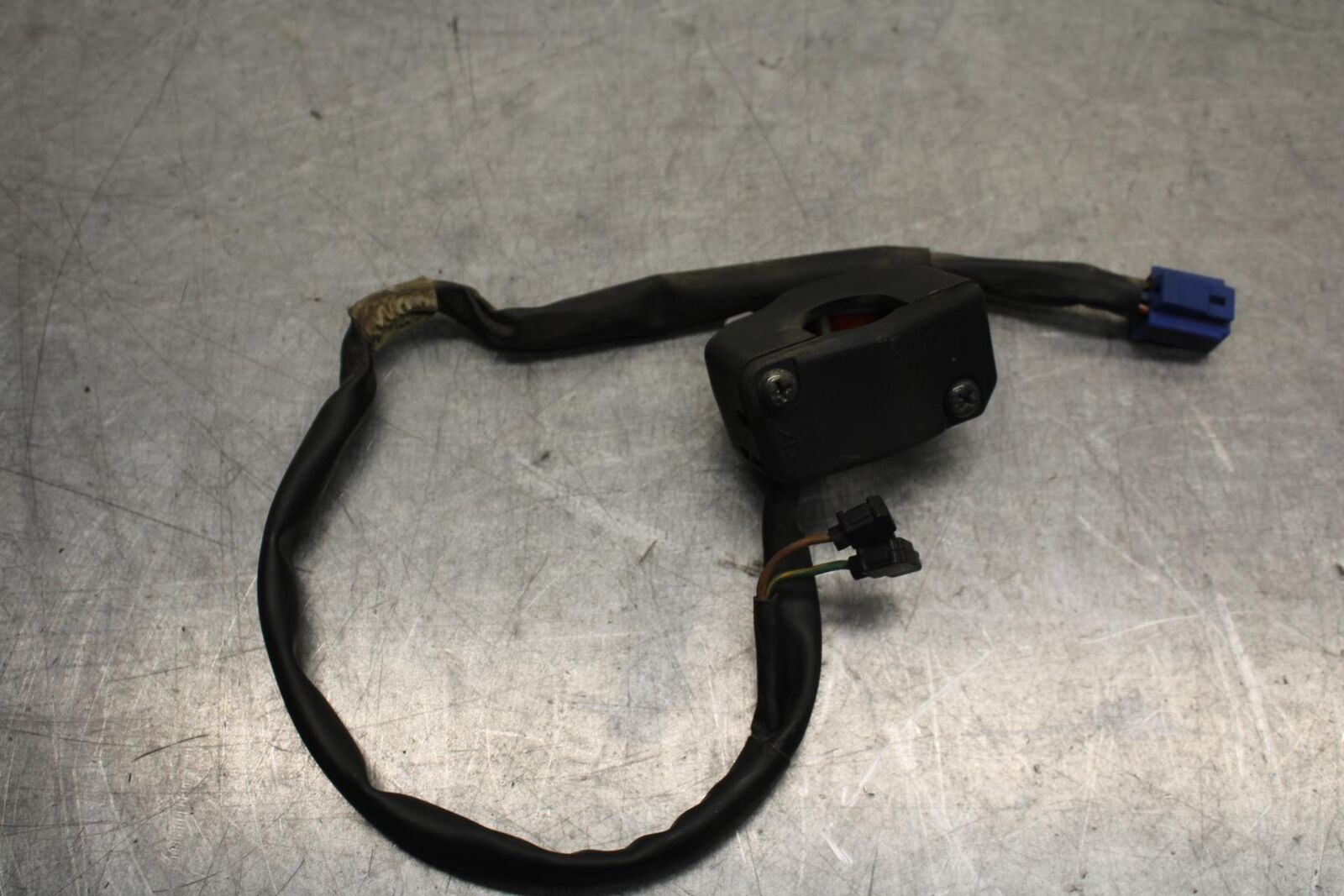 07-08 YAMAHA YZF R1 RIGHT CLIP ON HANDLE KILL OFF START SWITCH  BB575