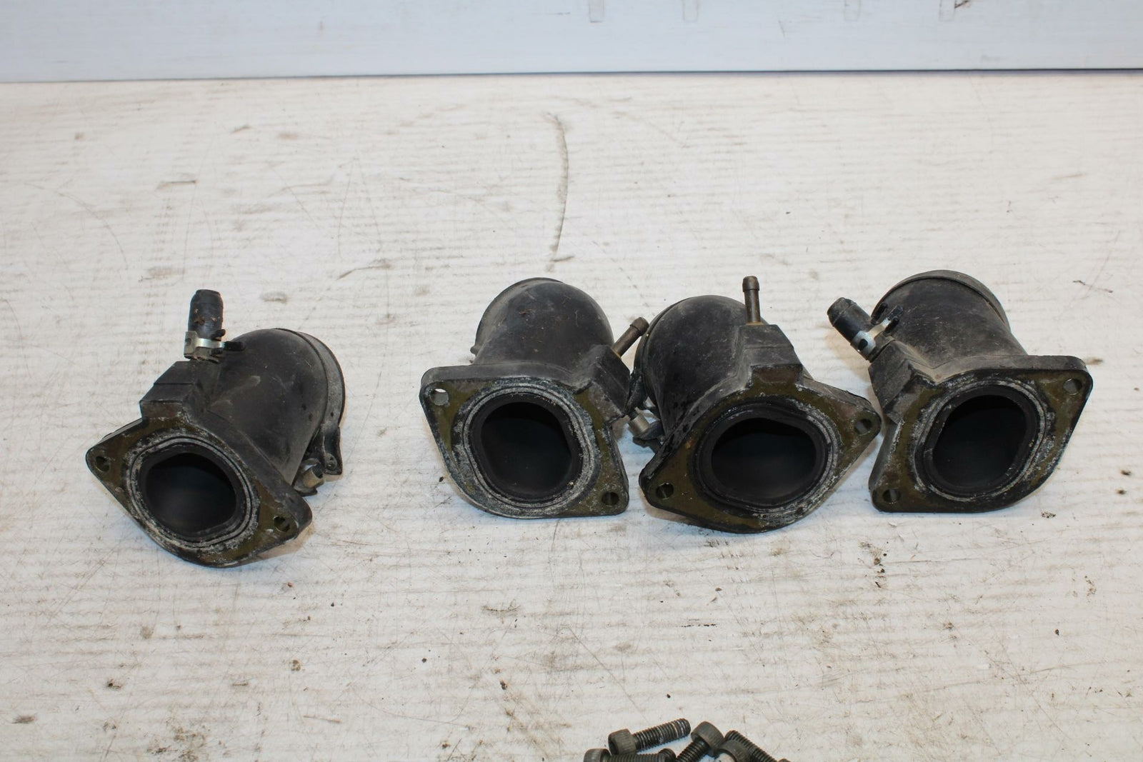 07-08 YAMAHA V STAR 1300 AIRBOX INTAKE MANIFOLD BB303