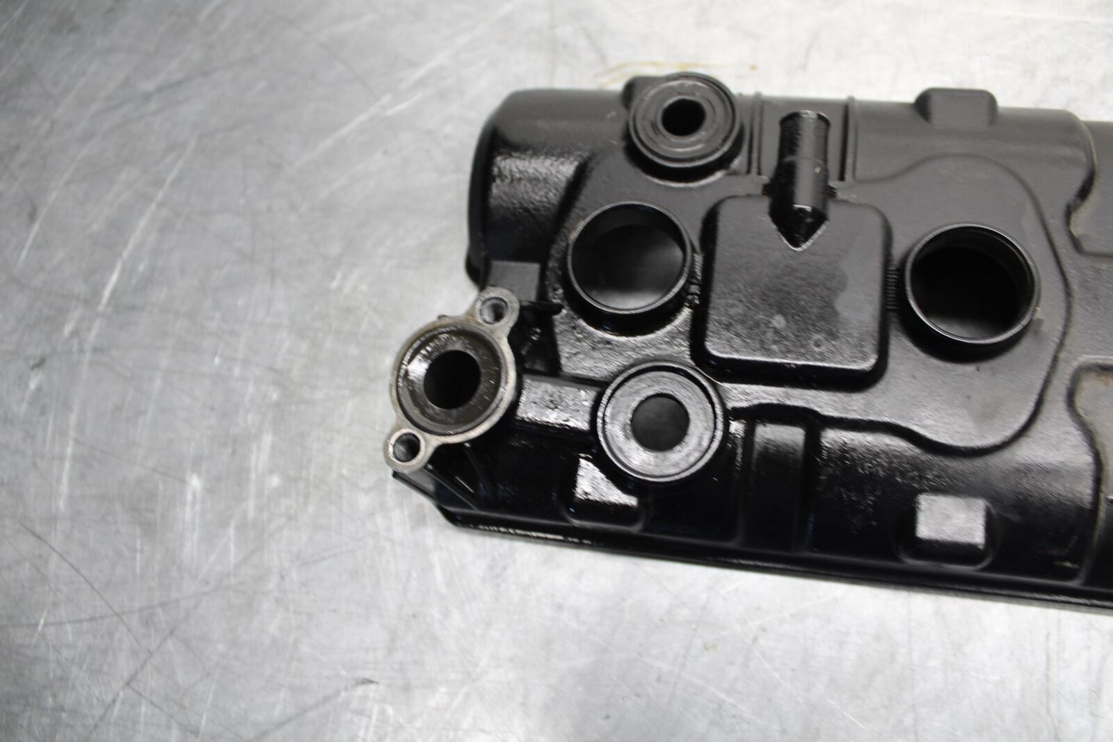 04-05 SUZUKI GSXR600 ENGINE TOP END CYLINDER HEAD COVER 11171-29G00 BB329