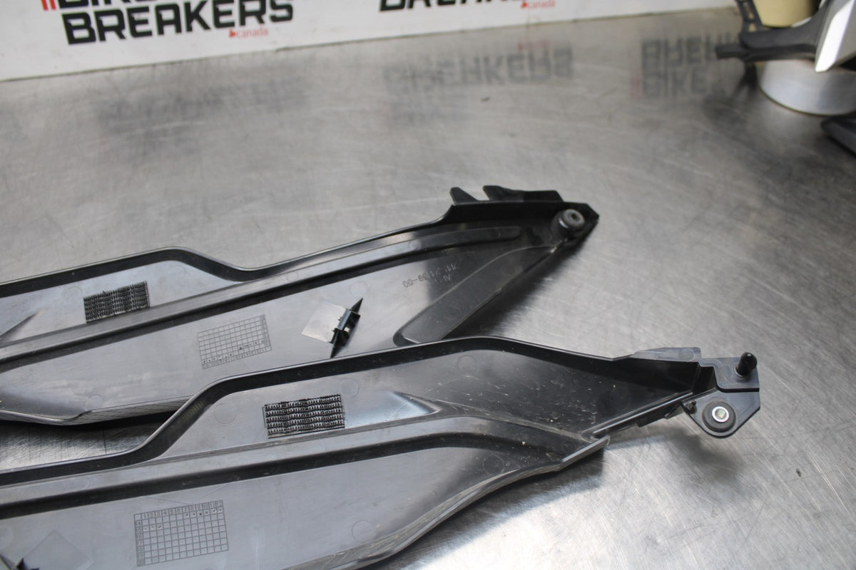 15-17 YAMAHA FJ09 RIGHT LEFT GAS FUEL TANK PANELS COVERS TRIM SET COWLS  BB906