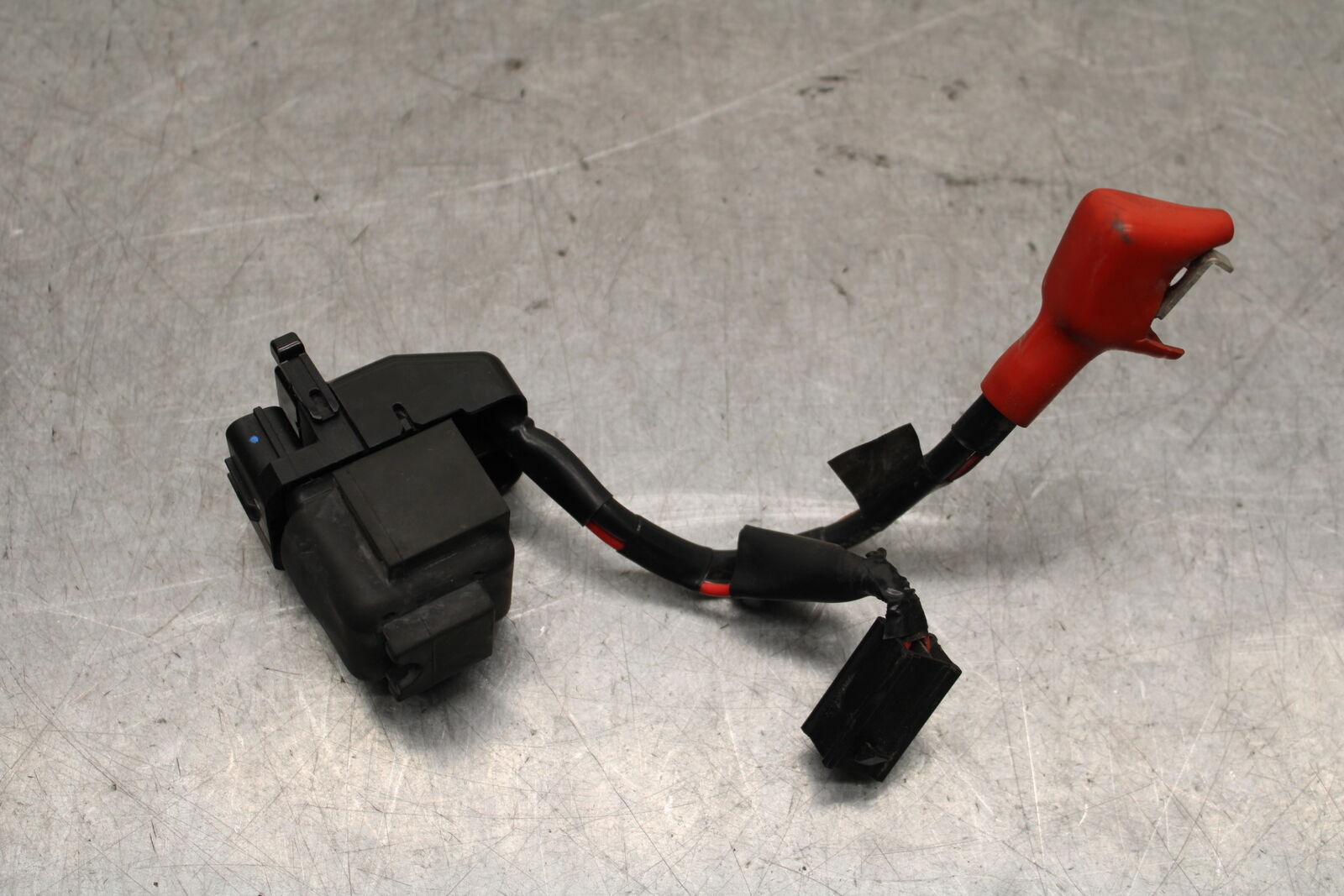 16 KAWASAKI NINJA ZX10R STARTER RELAY  27010-0773 BB650