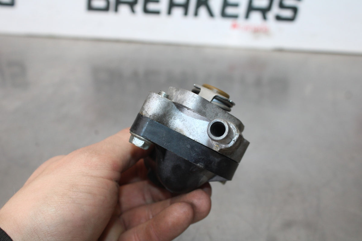 11-24 SUZUKI GSXR750 THERMOSTAT W HOUSING ASSEMBLY BB879