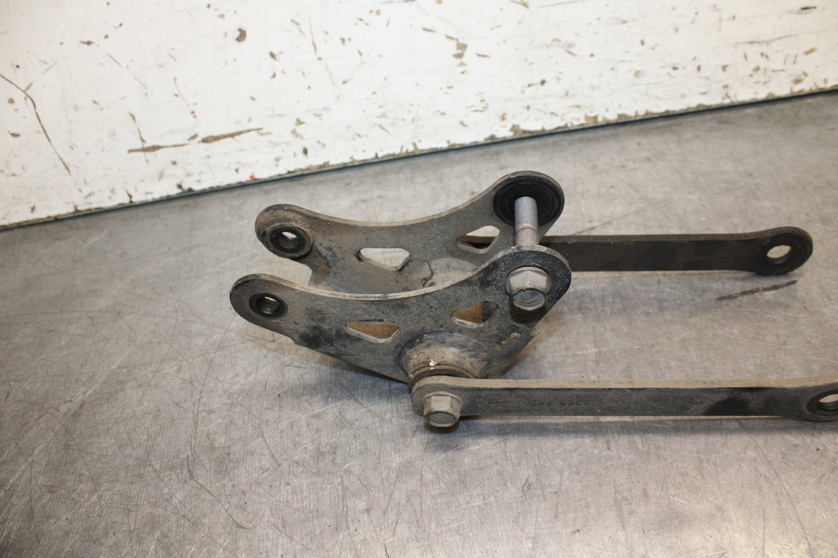 24 KAWASAKI NINJA 500 ABS REAR DOGBONE SHOCK LINKAGE LINK BB744