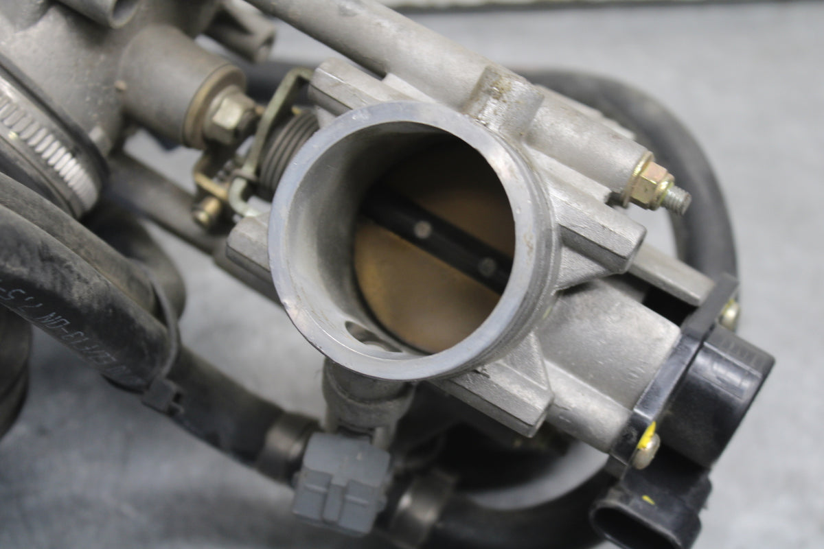 06-07 DUCATI MONSTER 695 MAIN FUEL INJECTORS / THROTTLE BODIES BB674