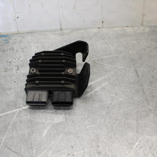 2006 Triumph Daytona 675 Triple RECTIFIER VOLTAGE REGULATOR BB434