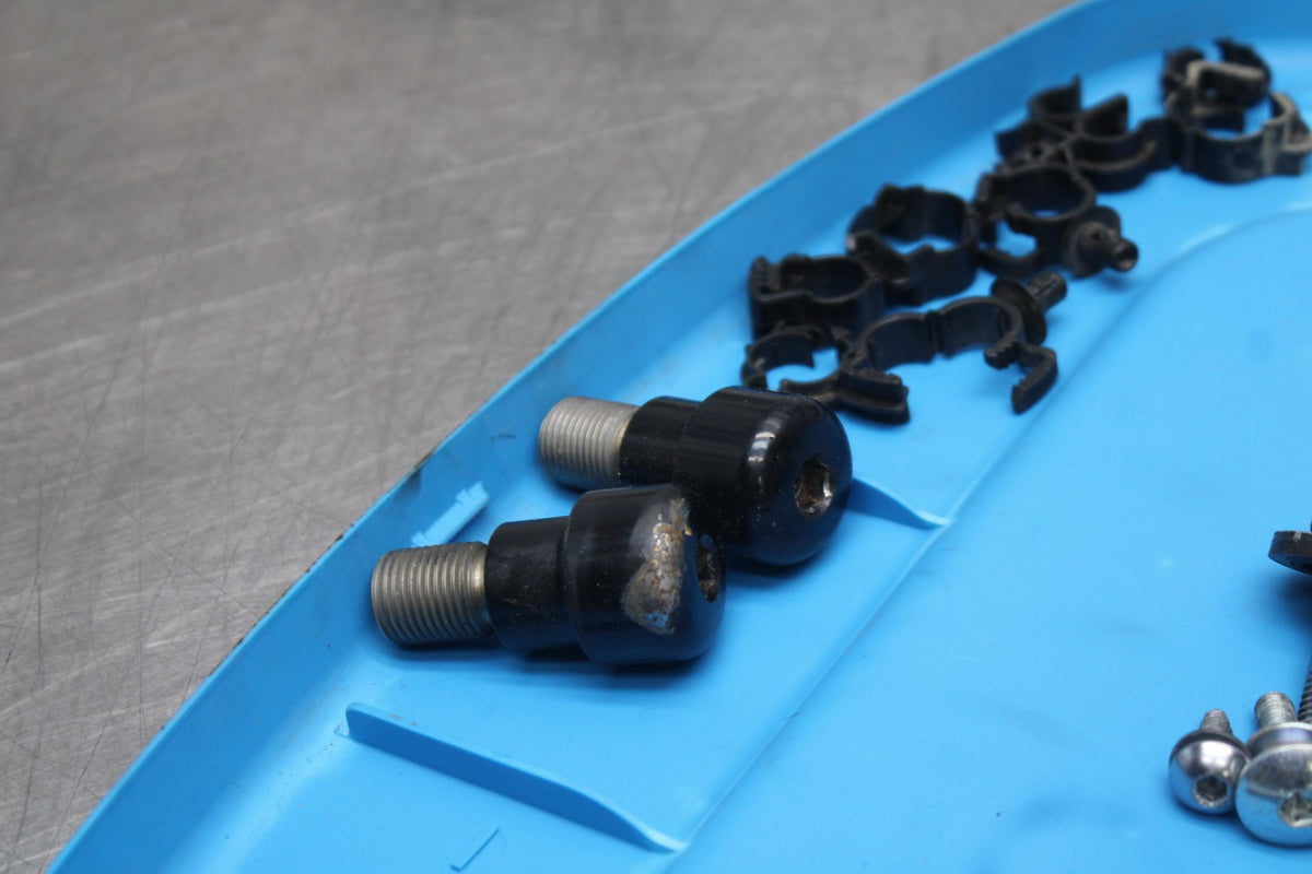 23-24 YAMAHA MT-07 MOUNTING BOLTS HARDWARE SCREWS BB927