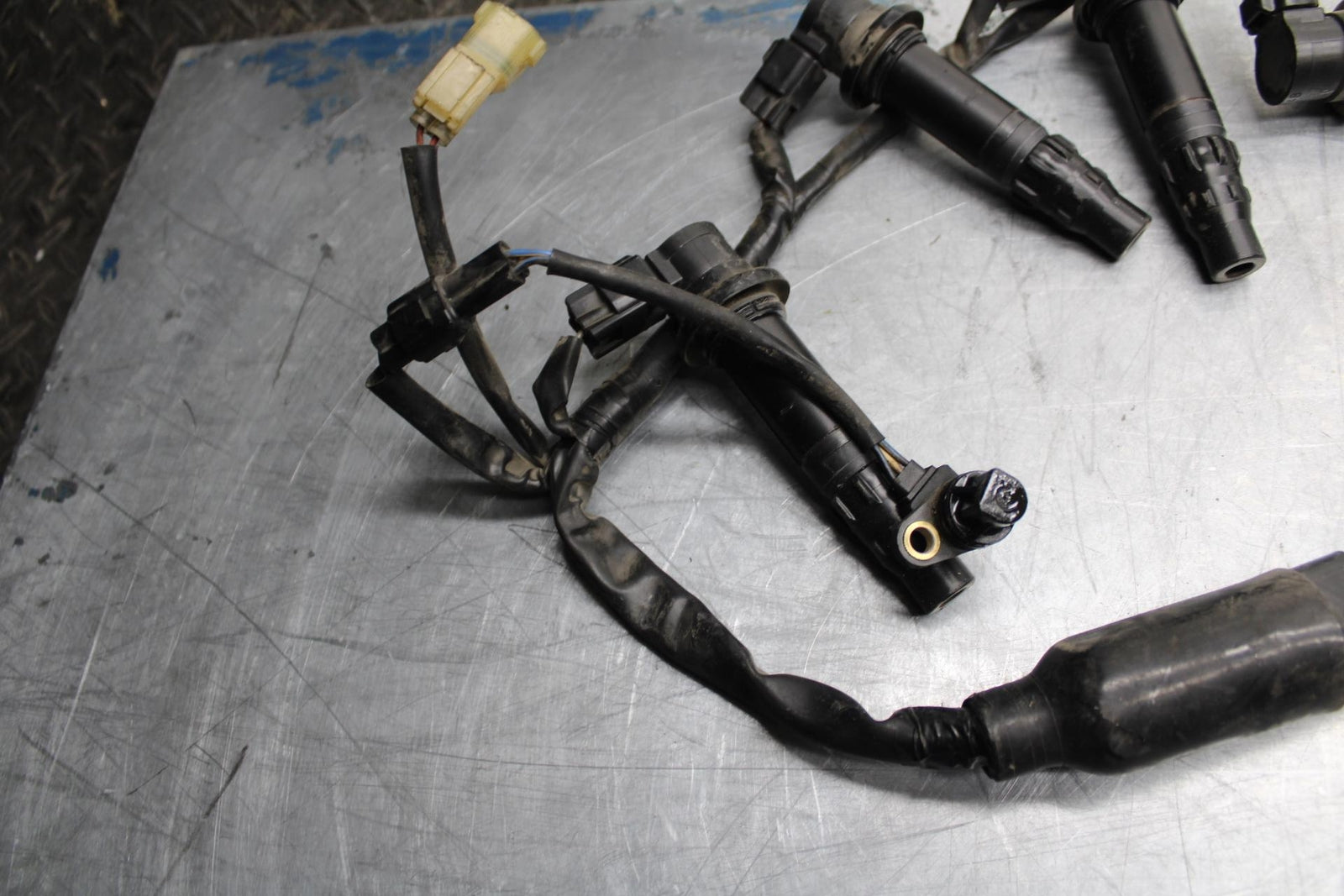 09-14 YAMAHA YZF R1 IGNITION COIL SET  HARNESS WIRE LOOM 14B-82309-00-00 BB471 