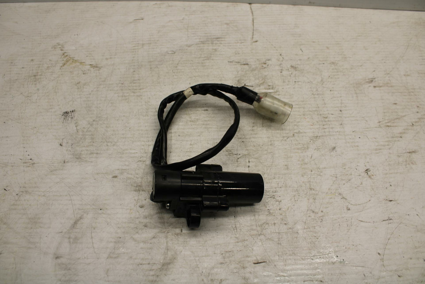 15-17 YAMAHA YZF R3 IGNITION LOCK W NO KEY BB293