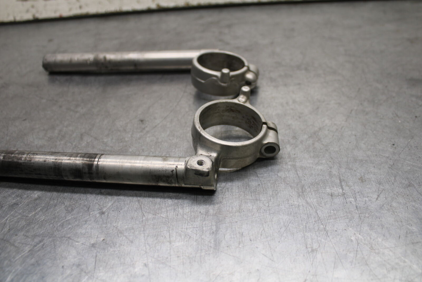 06-07 SUZUKI GSXR 600 LEFT RIGHT CLIP ON ONS HANDLEBARS PAIR SET BB737