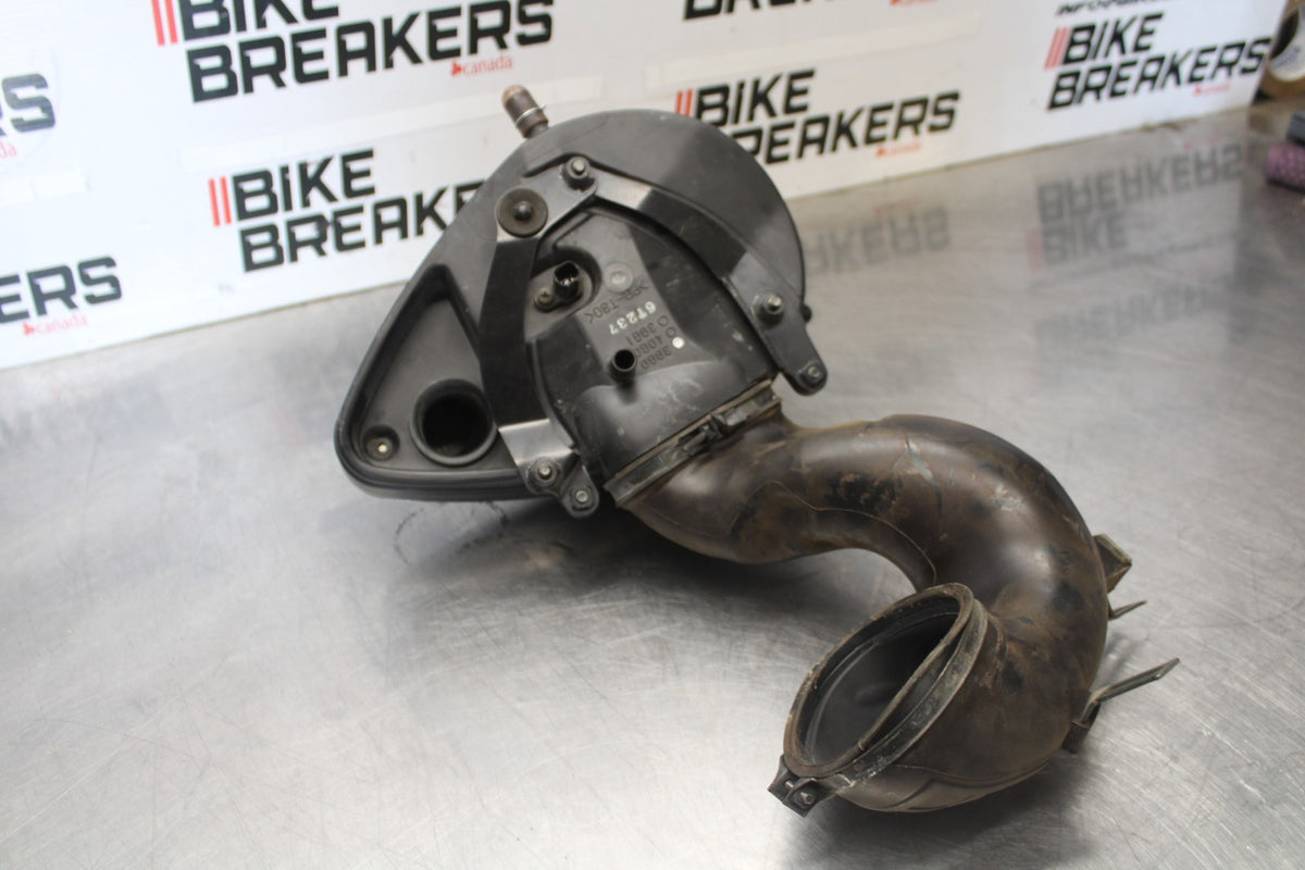 07 SUZUKI BOULEVARD M50 AIR CLEANER FILTER BOX BB897