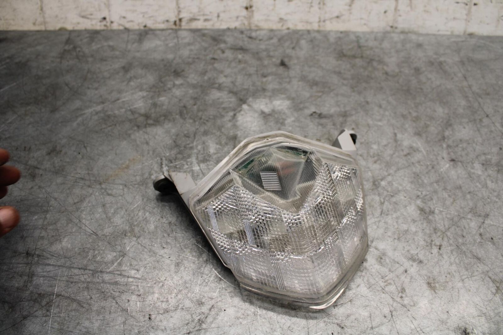 09-12 KAWASAKI NINJA ZX6R ZX600R REAR TAIL TAILLIGHT BACK BRAKE LIGHT BB544