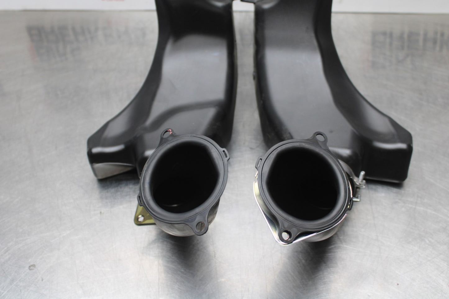 23-24 KAWASAKI NINJA ZX14R NEW!! RIGHT LEFT AIR INTAKE DUCTS BB764