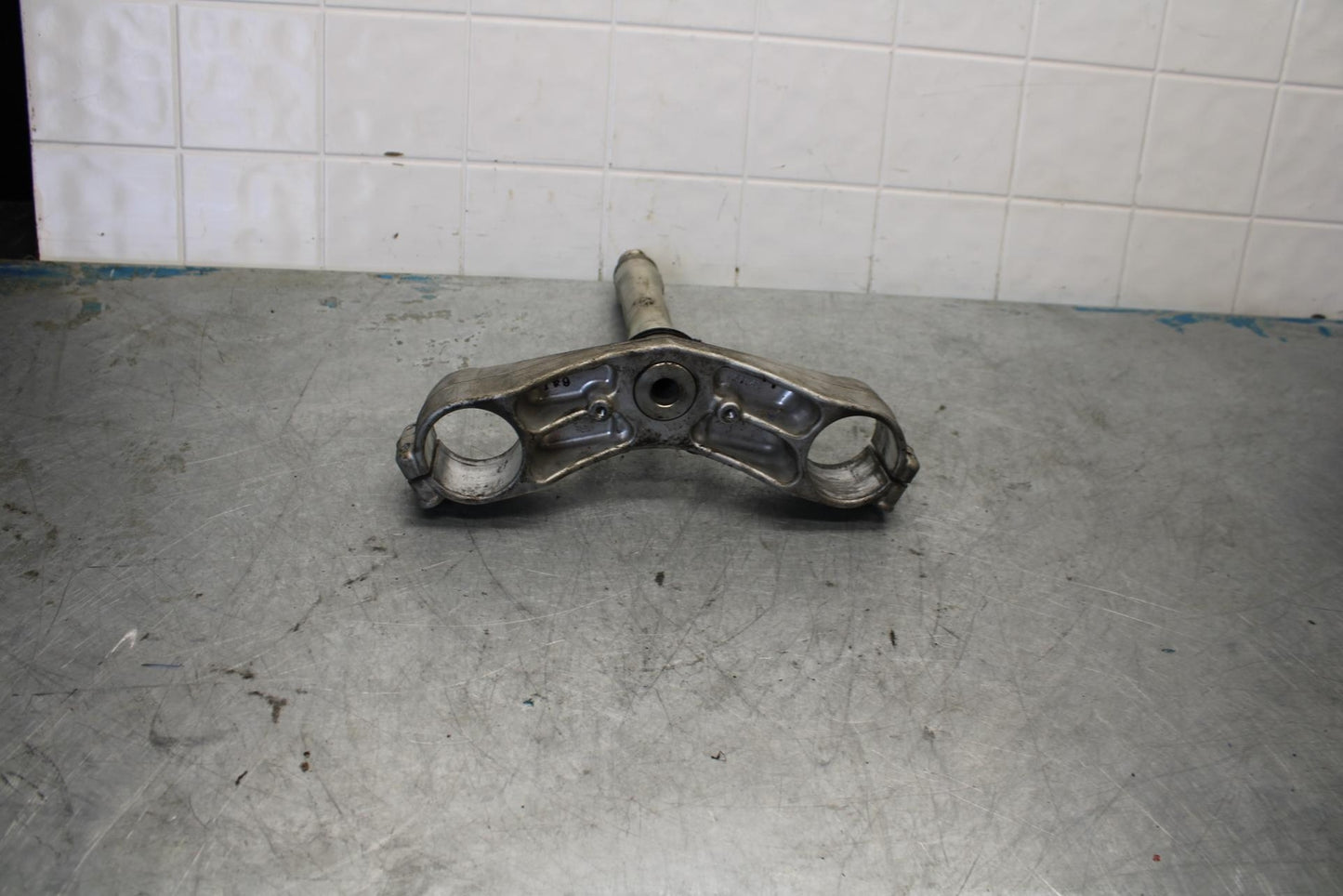 06-07 KAWASAKI NINJA ZX14R FRONT FORKS CLAMP LOWER TRIPLE TREE STEM bb433