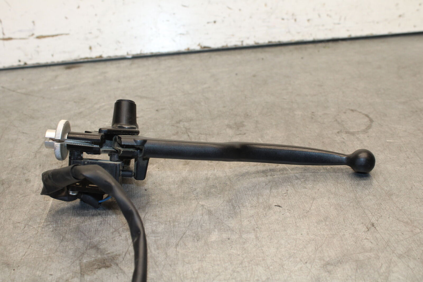 22-24 YAMAHA XSR900 CLUTCH PERCH MOUNT WITH LEVER BB683