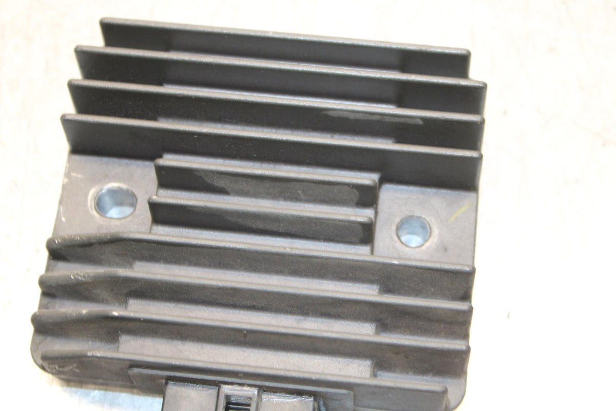 05 YAMAHA YZF R6S RECTIFIER VOLTAGE REGULATOR BB600