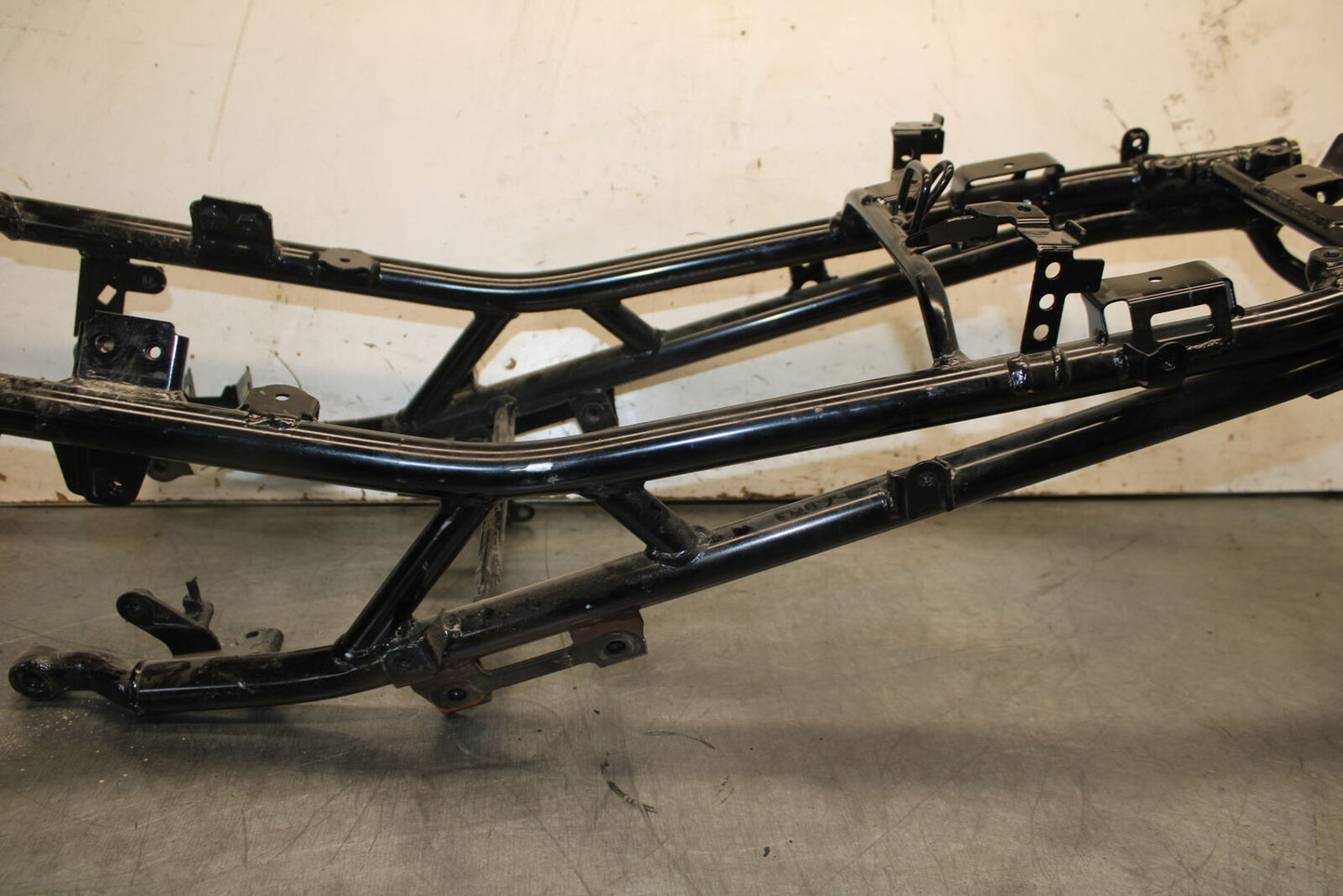 13-15 HONDA CBR500R REAR SUBFRAME BACK SUB FRAME 50240-MGZ-J01 BB704