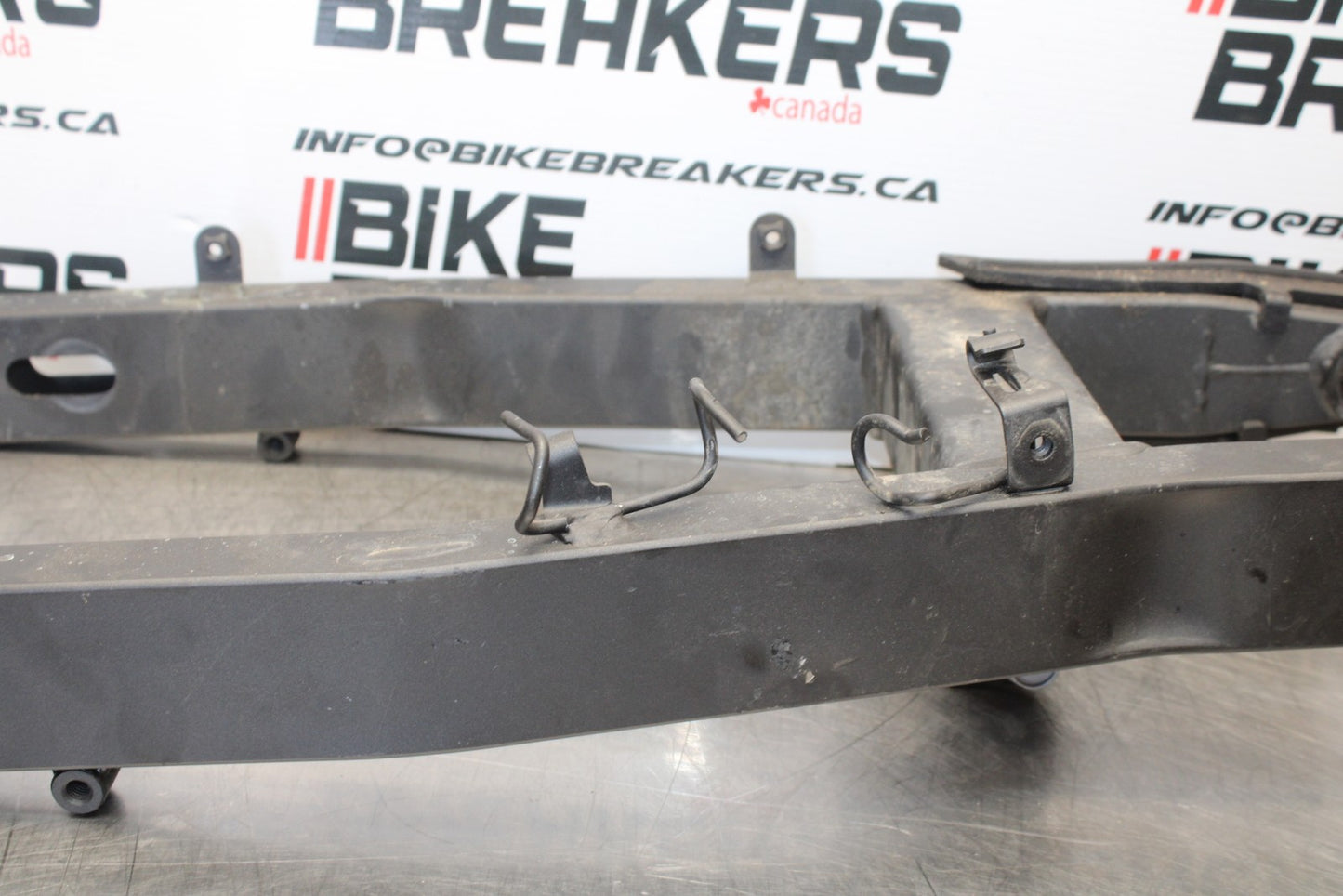 18-23 KAWASAKI NINJA 400 EX400 ABS REAR SWINGARM BACK SUSPENSION SWING ARM BB192