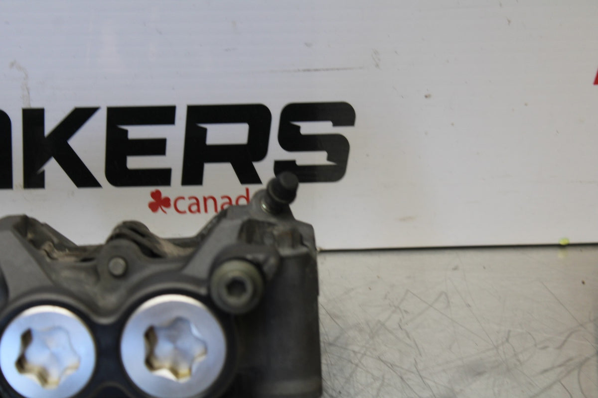 04-05 YAMAHA YZF R1 RIGHT LEFT FRONT BRAKE CALIPER SET PAIR CALIPERS BB173