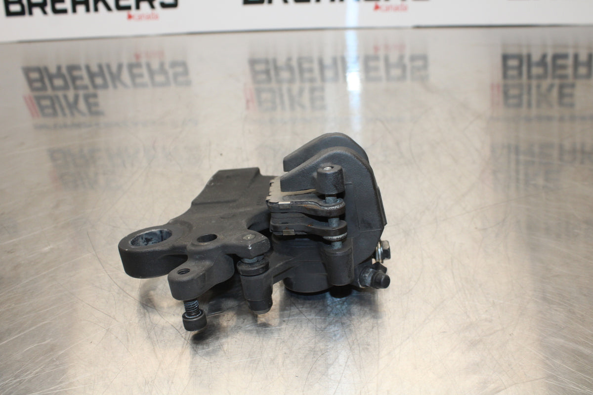13-17 KAWASAKI NINJA ZX6R ZX636 ABS BACK BRAKE CALIPER W MOUNT BRACKET BB143