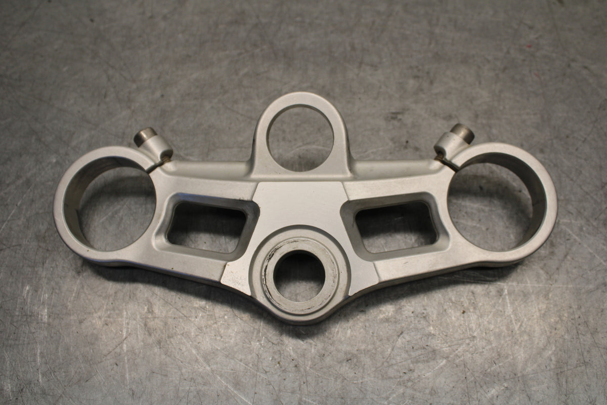 09-11 TRIUMPH DAYTONA 675 FORKS UPPER TRIPLE TREE CLAMP BB652